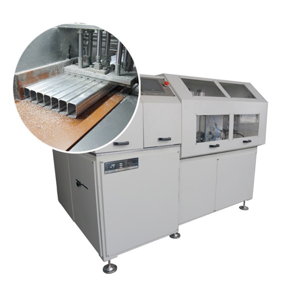 邓氏全自动铝管切割机